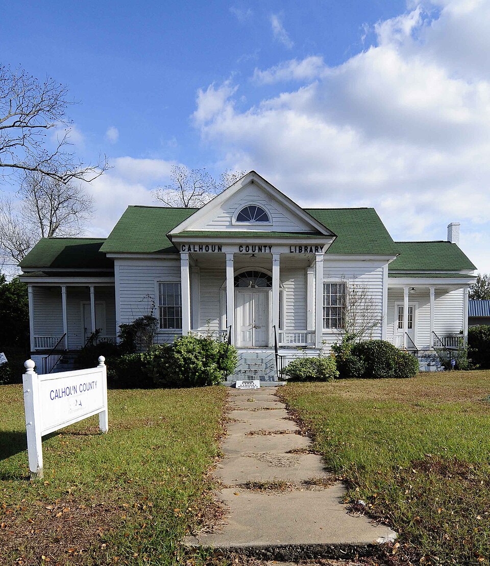 Photograph of Calhoun County Library