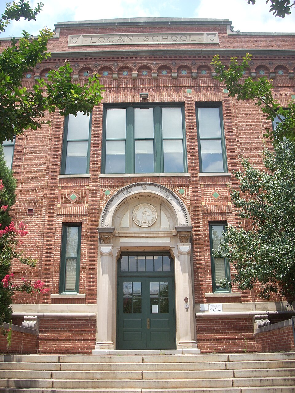 Photograph of Logan Elementary School