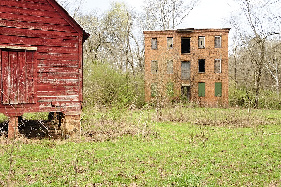 Photograph of Calhoun Mill