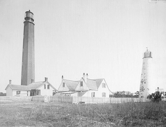 Photograph of Cape Romain Lighthouses