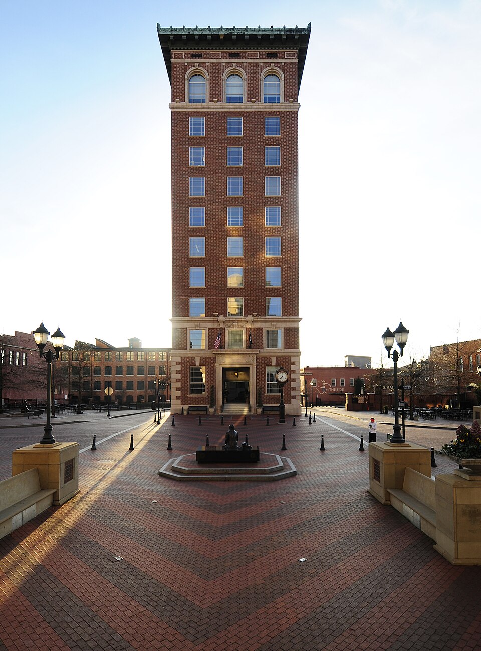 Photograph of Chamber of Commerce Building