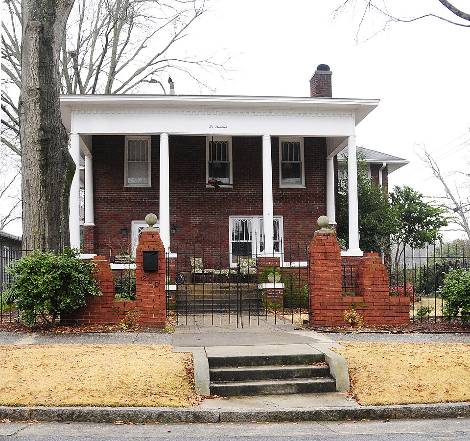 Photograph of Colonel Elias Earle Historic District