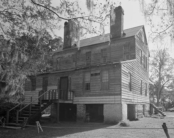 Photograph of Summit Plantation House