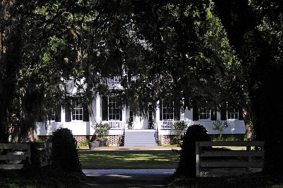 Photograph of Davis House