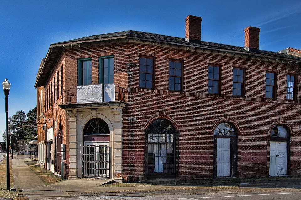 Photograph of Farmers and Merchants Bank Building