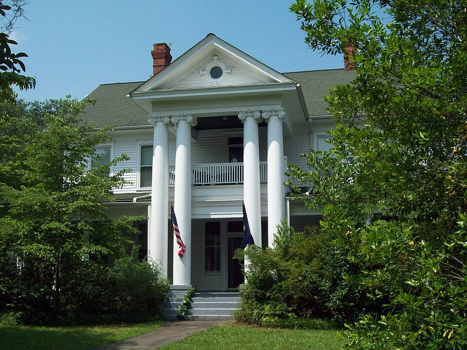 Photograph of J.W. Holliday Jr. House