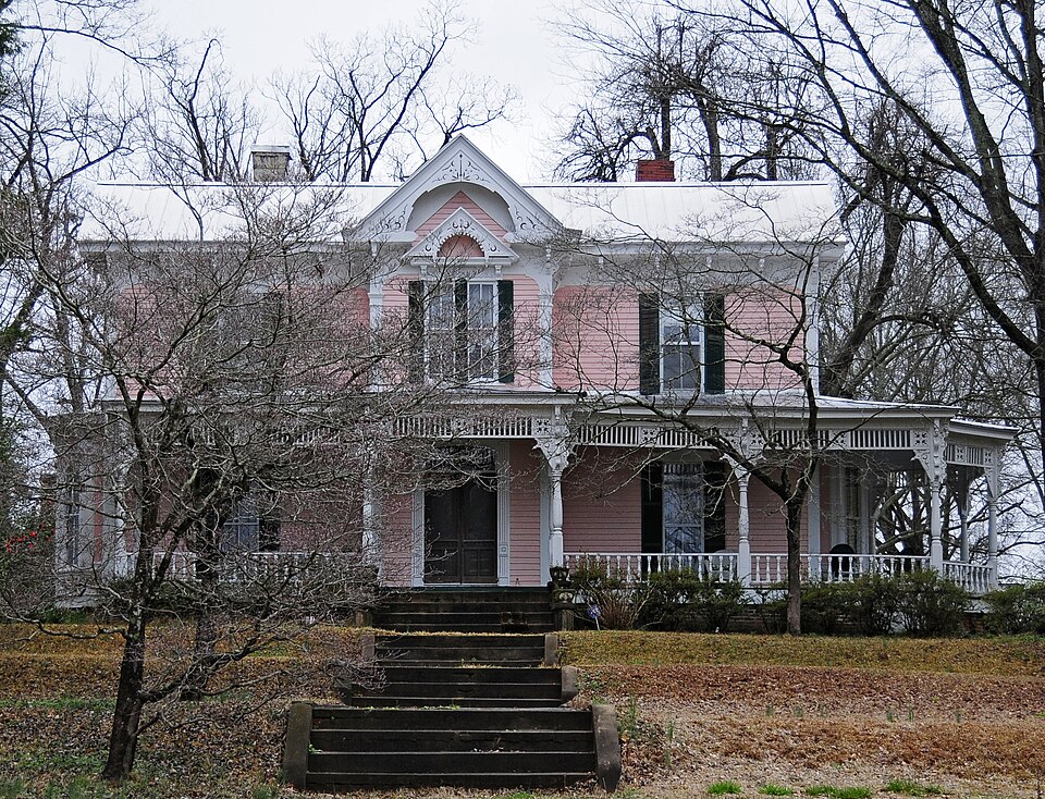 Photograph of South Harper Historic District