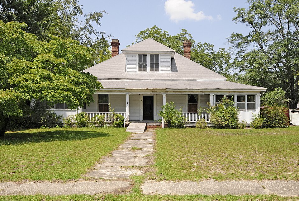 Photograph of East Richland Street-East Church Street Historic District
