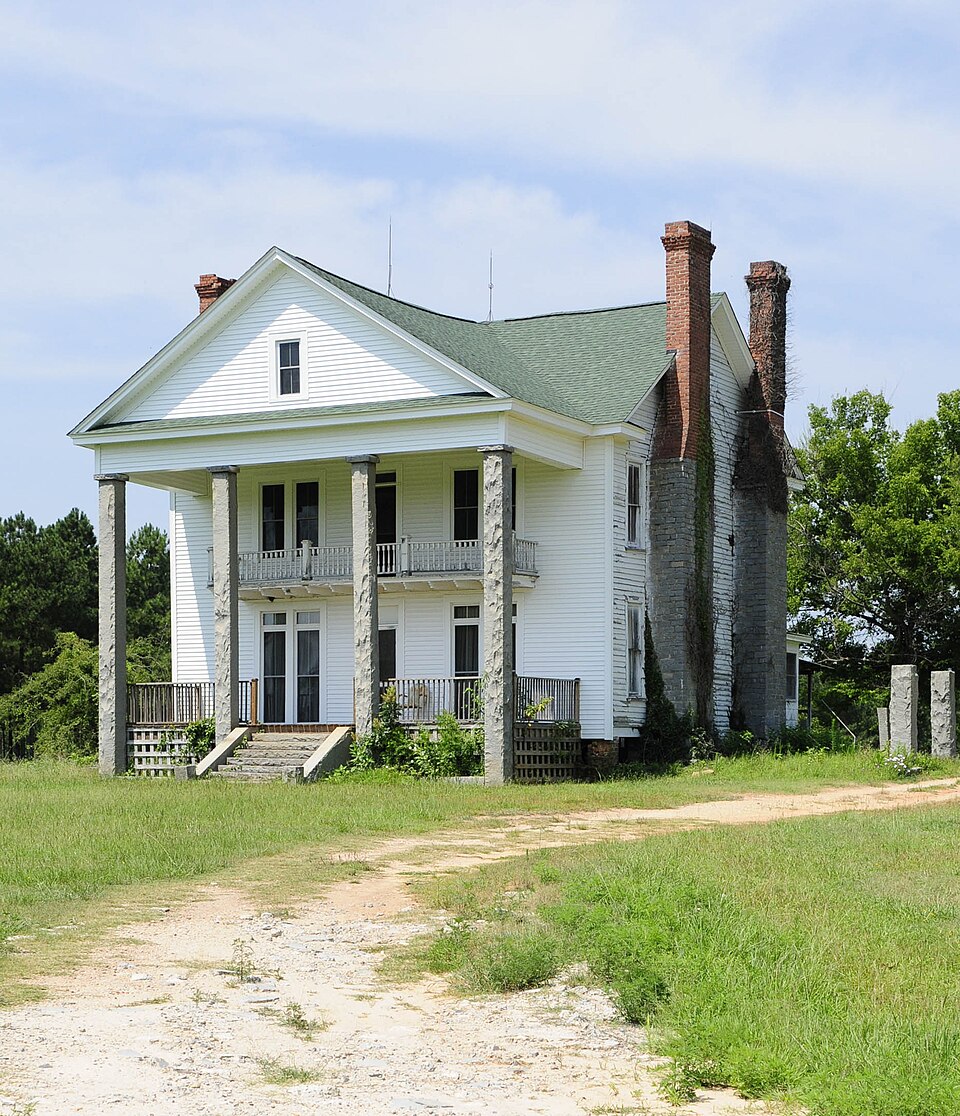 Photograph of Russell-Heath House