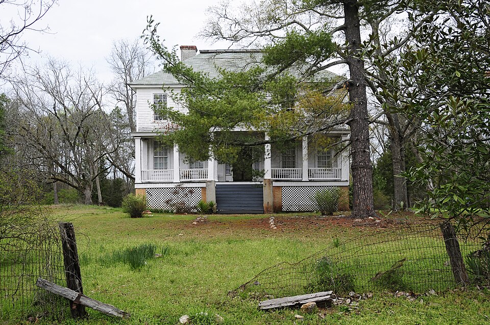 Photograph of Calhoun-Gibert House