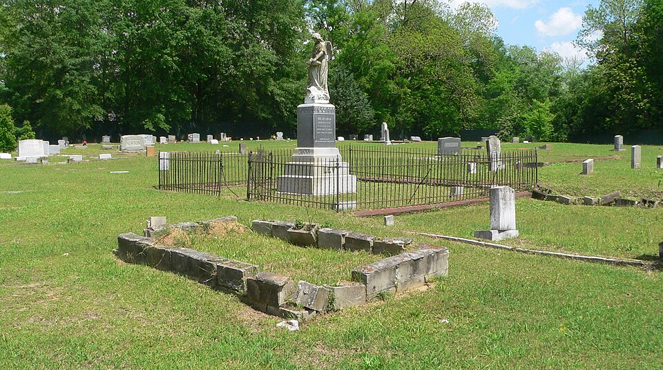 Photograph of Orangeburg City Cemetery