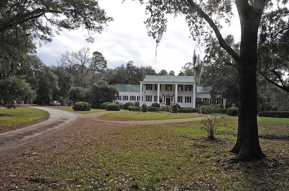 Photograph of Ravenwood Plantation