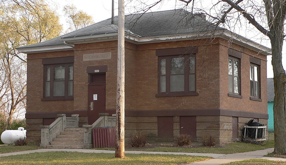 Photograph of Lake Andes Carnegie Library