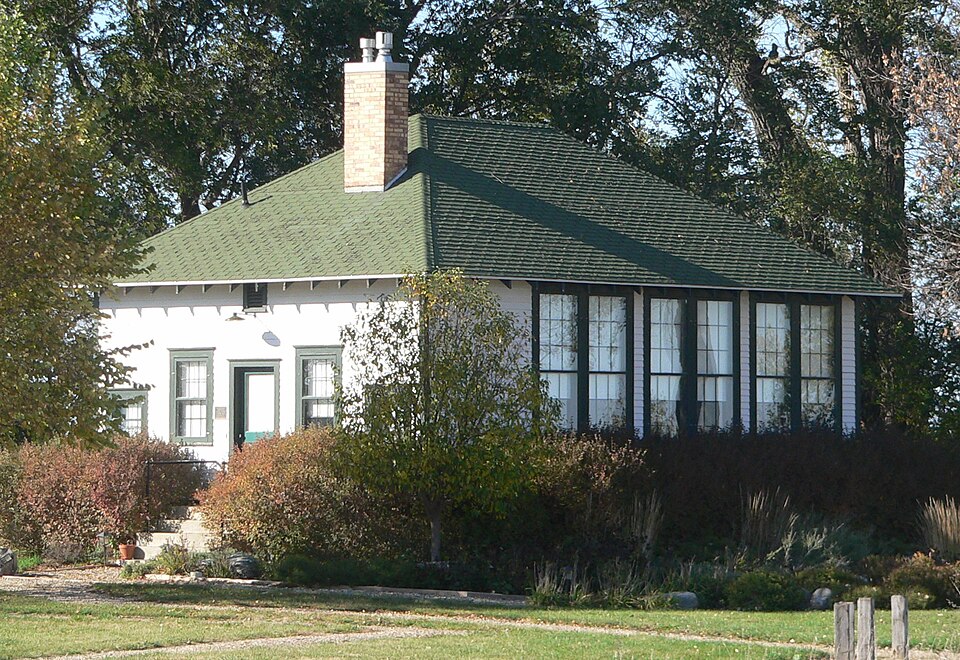 Photograph of Lincoln School No. 12
