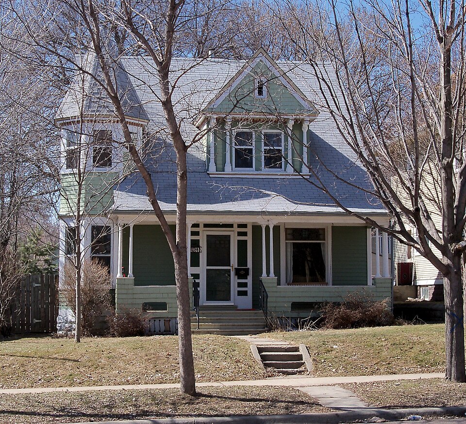 Photograph of Harrison DeLong House