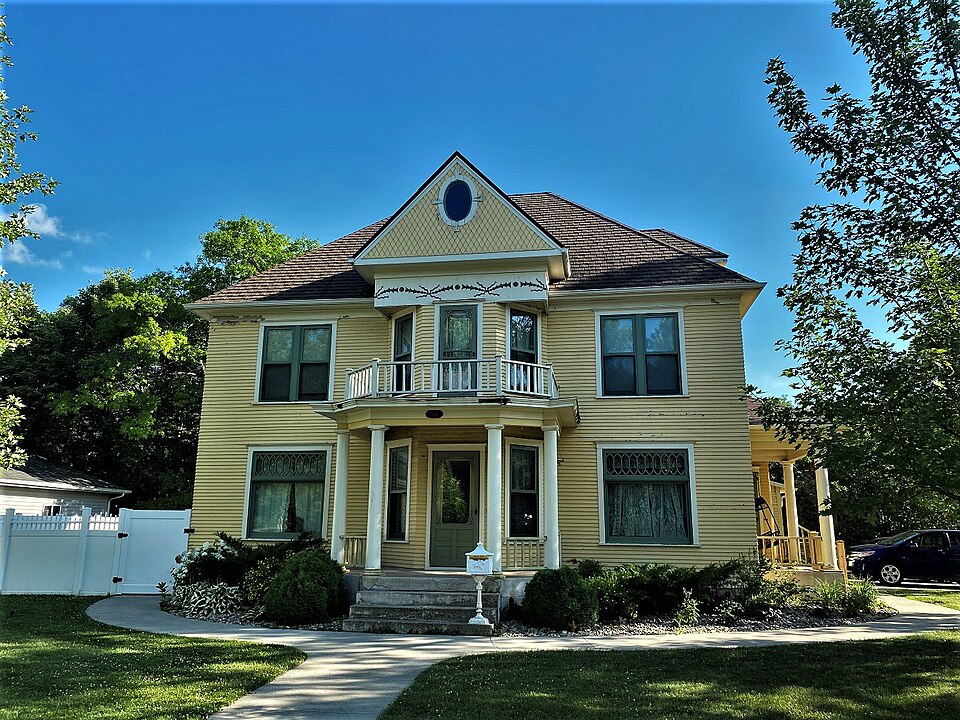 Photograph of Dr. Tarbell House