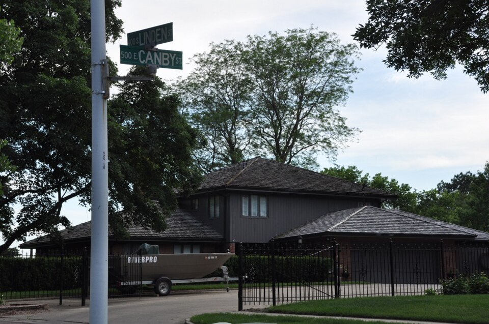 Photograph of Linden House
