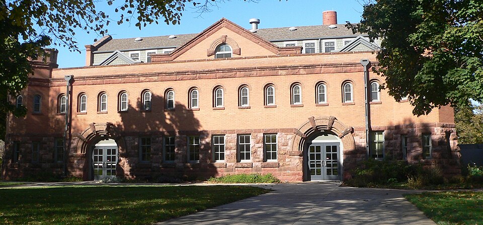 Photograph of Belbas Center