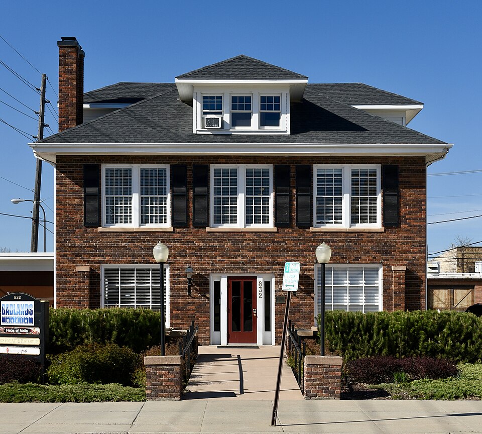 Photograph of Nichols Funeral Home Building