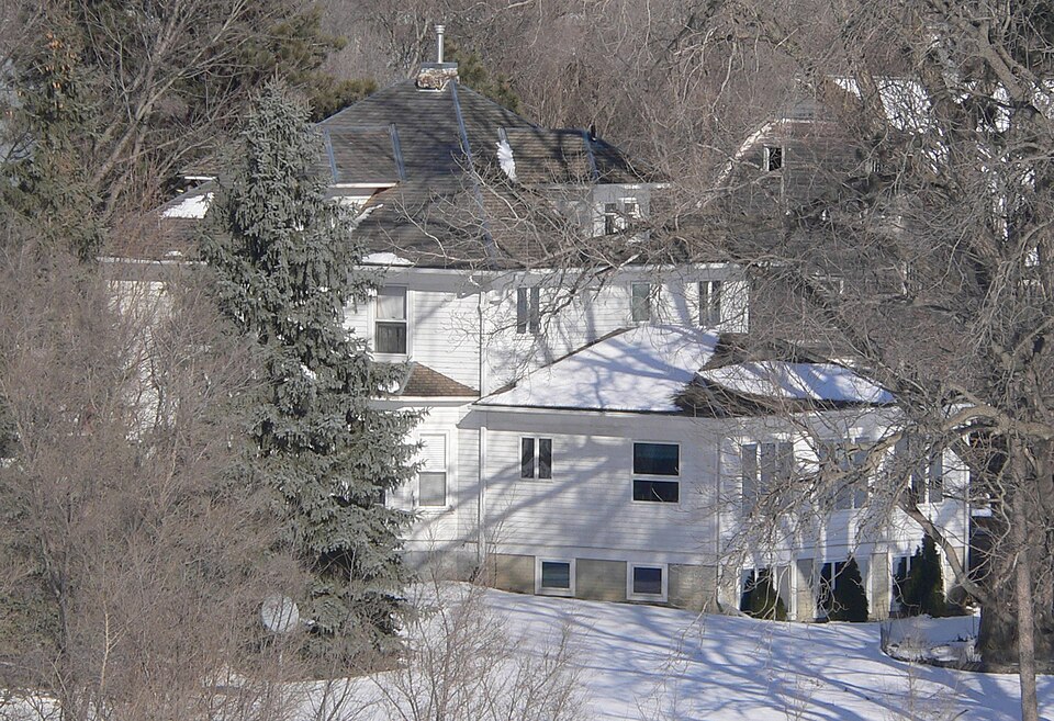 Photograph of Swanson House