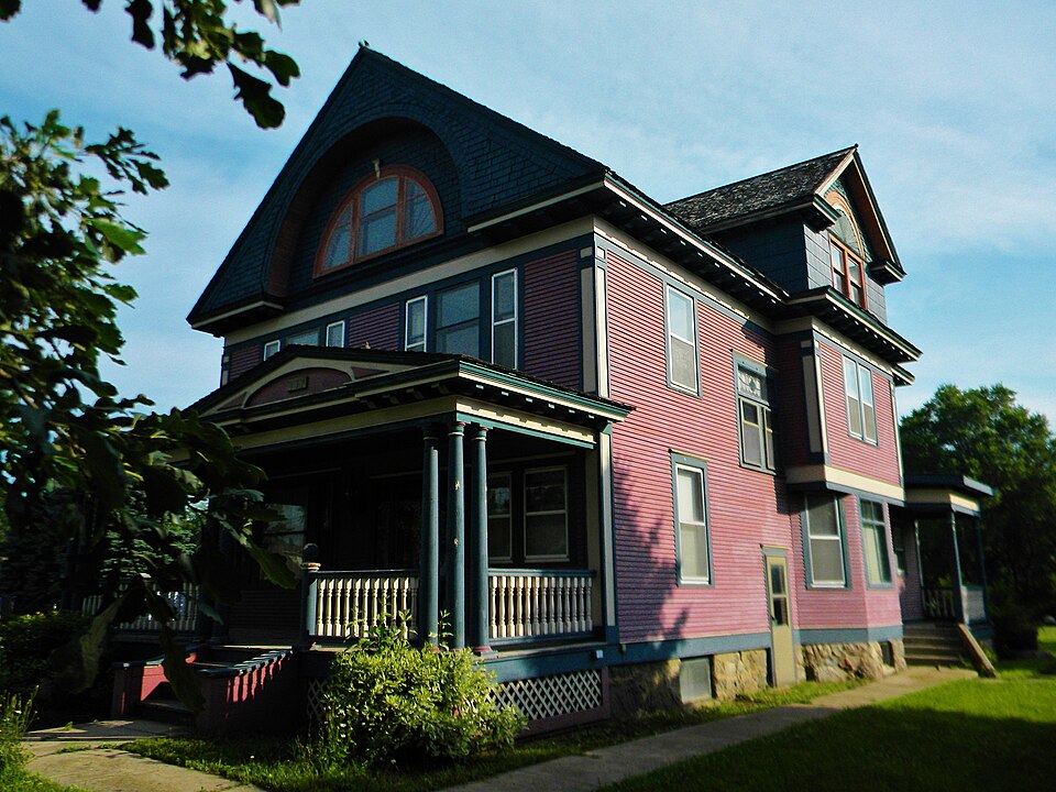 Photograph of Emil and Hannah Johnson House
