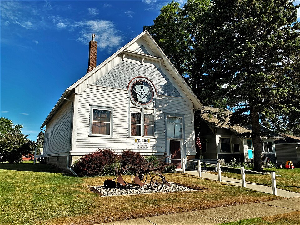 Photograph of Arlington Masonic Temple