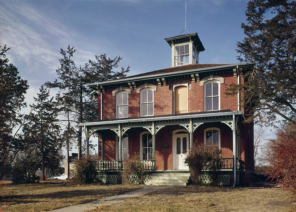 Photograph of Austin-Whittemore House