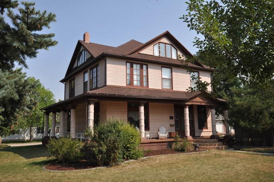Photograph of Halloran-Matthews-Brady House