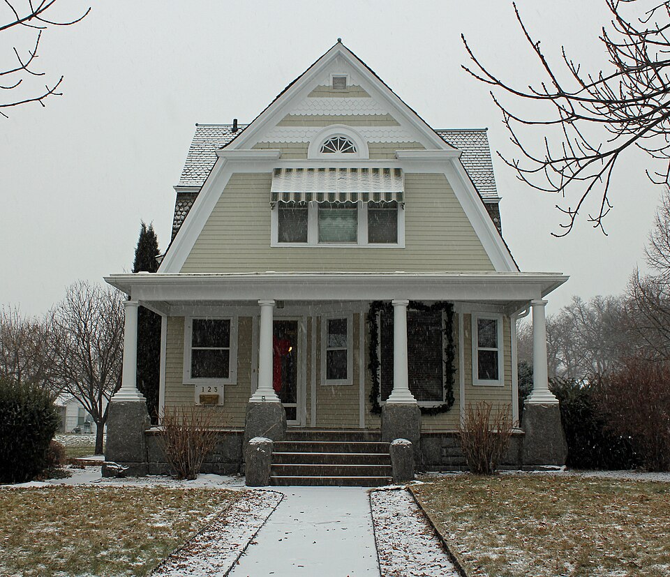 Photograph of Stephens-Lucas House