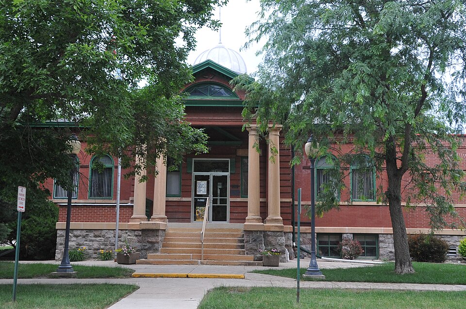 Photograph of Redfield Carnegie Library