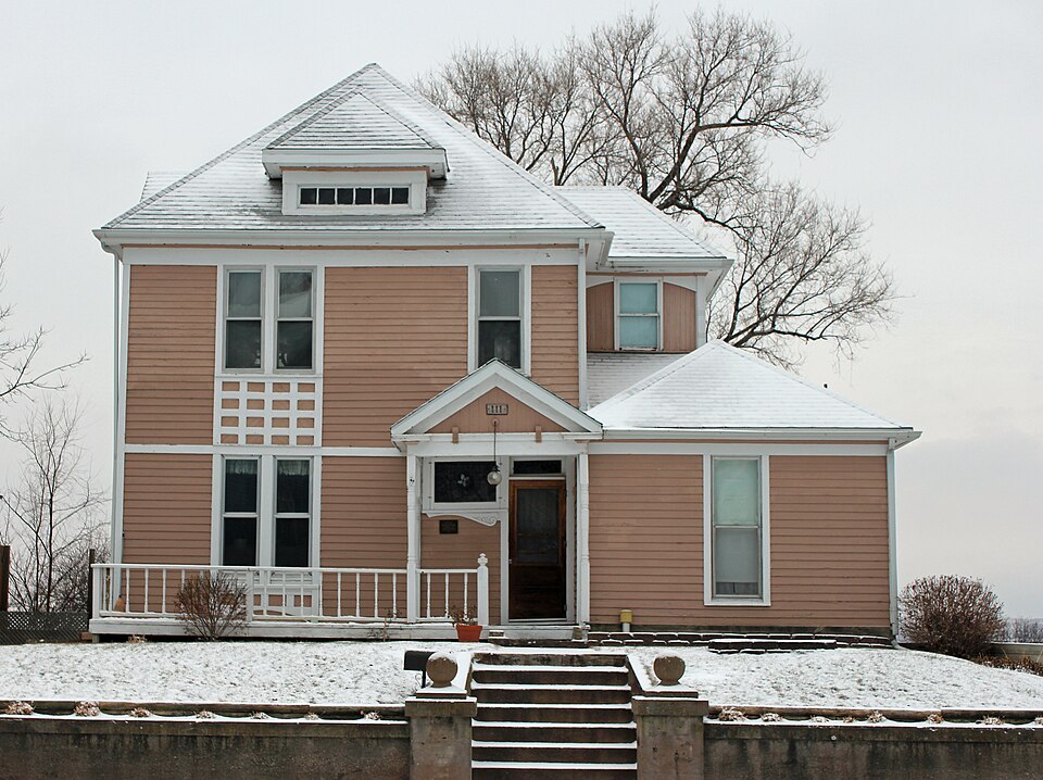 Photograph of George McMillen House