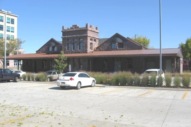 Photograph of Sioux Falls station