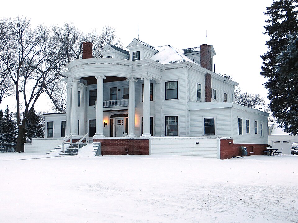 Photograph of Simmons House