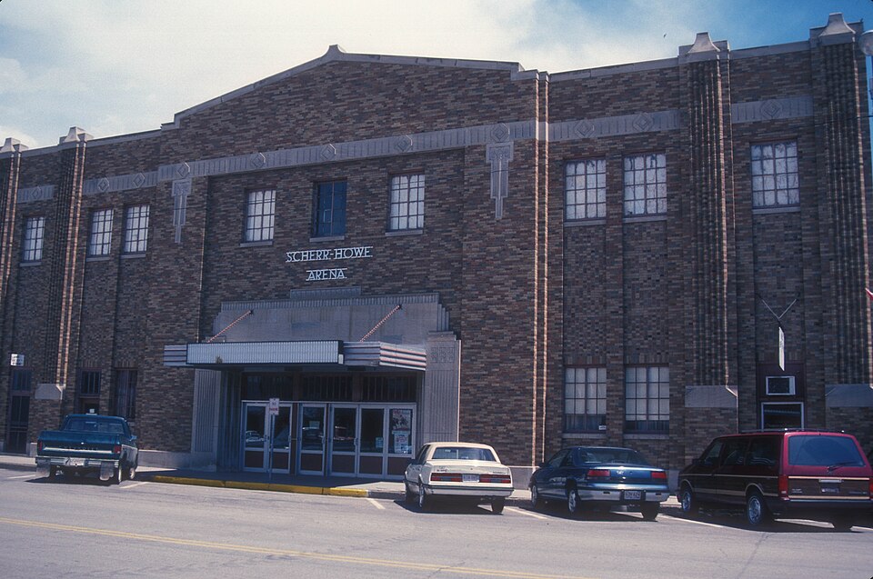 Photograph of Mobridge Auditorium