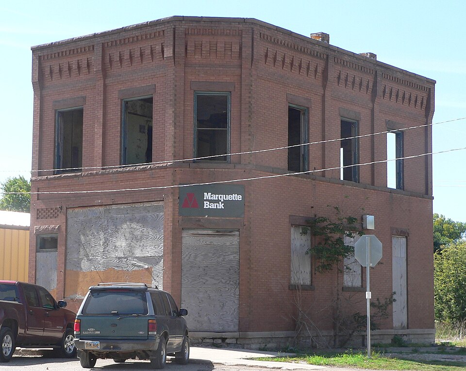 Photograph of First State Bank Building