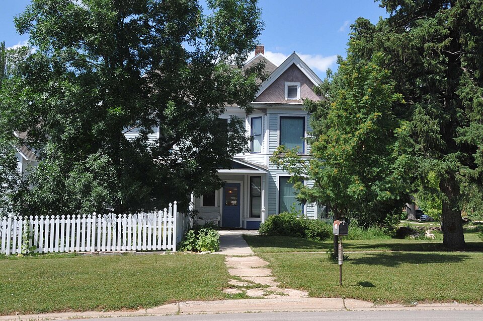 Photograph of Oliver N. Ainsworth House