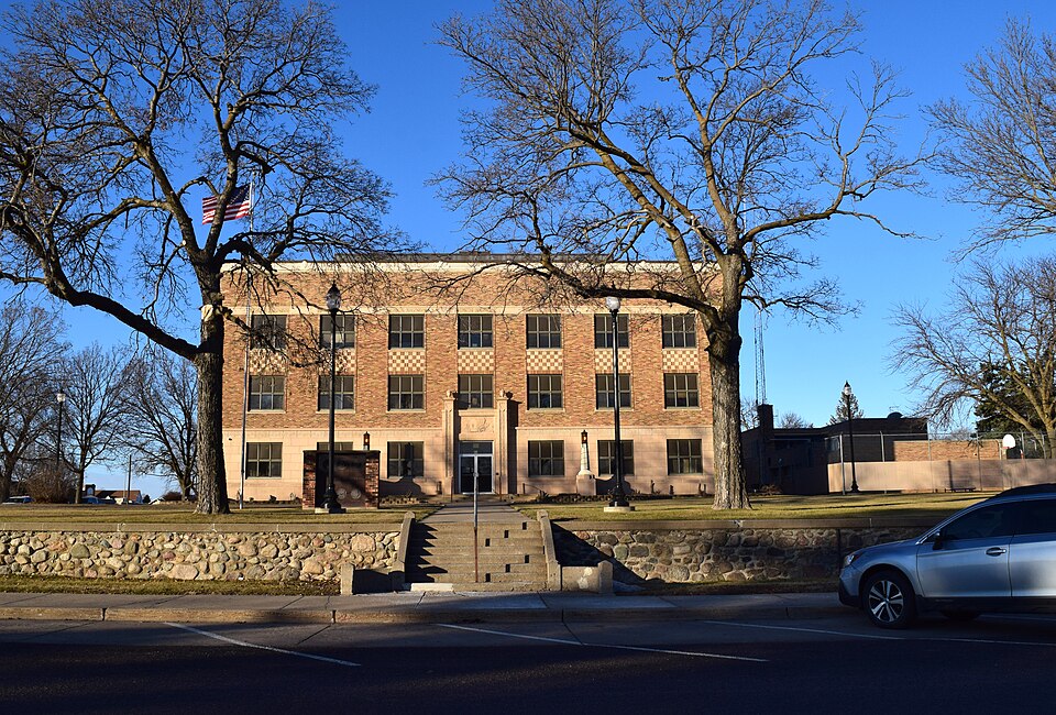 Photograph of Lake County Courthouse