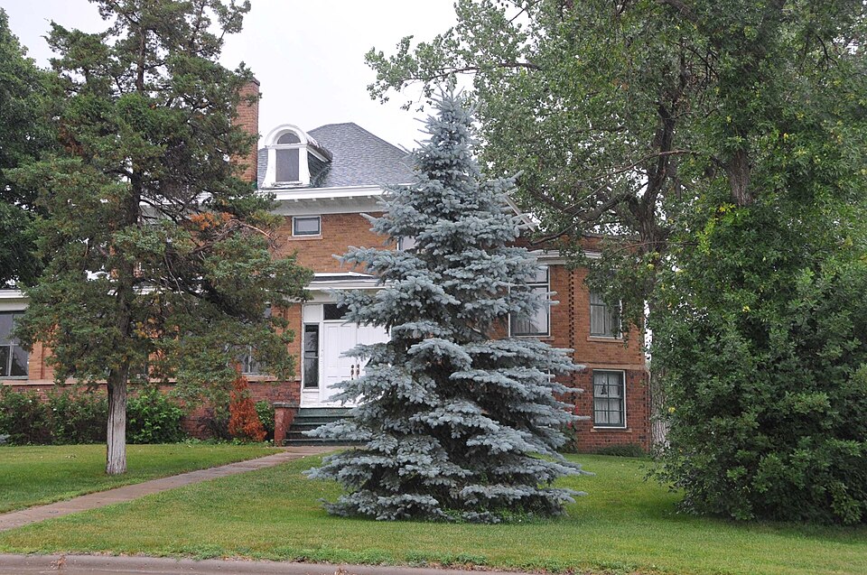 Photograph of L.E. Snyder House