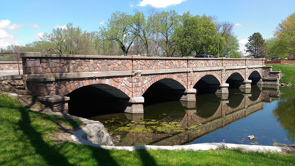 Photograph of Kemp Avenue Bridge