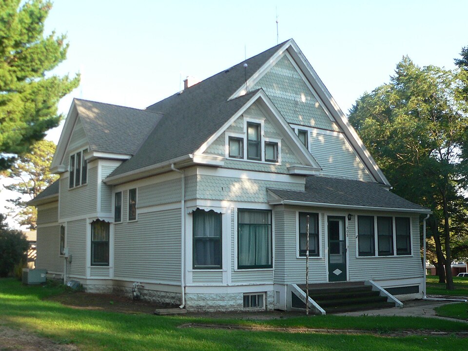 Photograph of Hyden House
