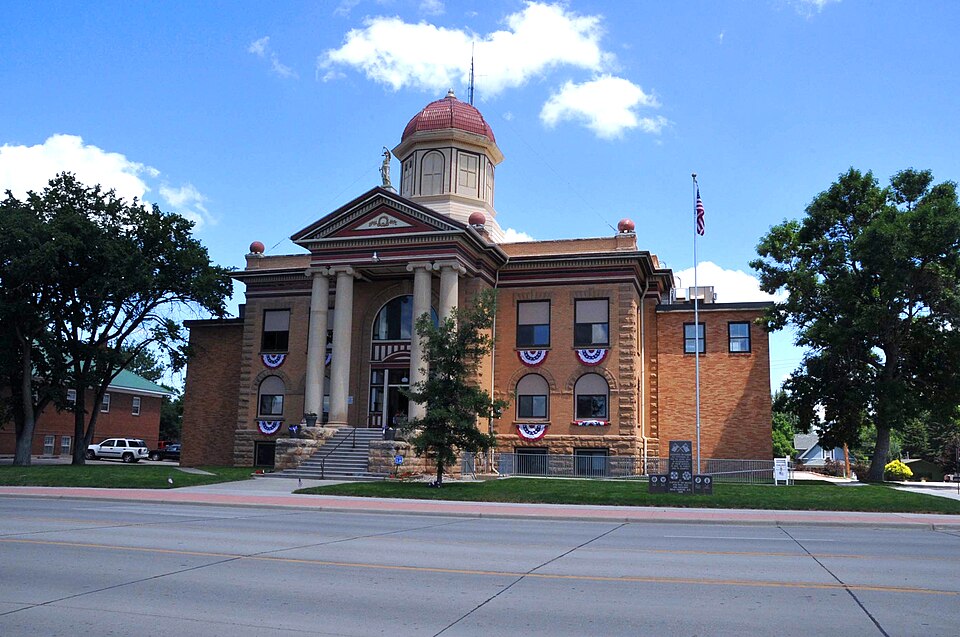 Photograph of Butte County Courthouse and Historic Jail Building