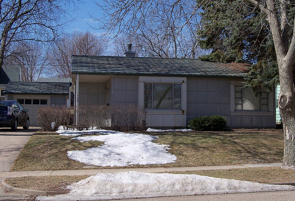 Photograph of Orlan A. Hayward House
