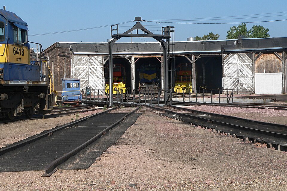 Photograph of Chicago and North Western Roundhouse