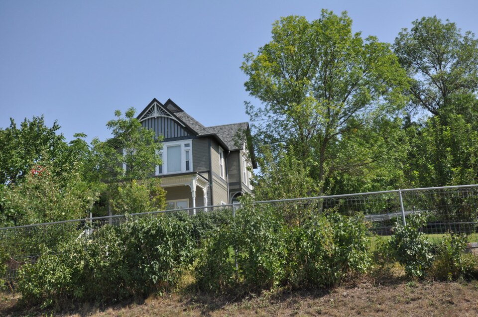 Photograph of Petty House