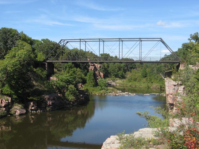 Photograph of Palisades Bridge