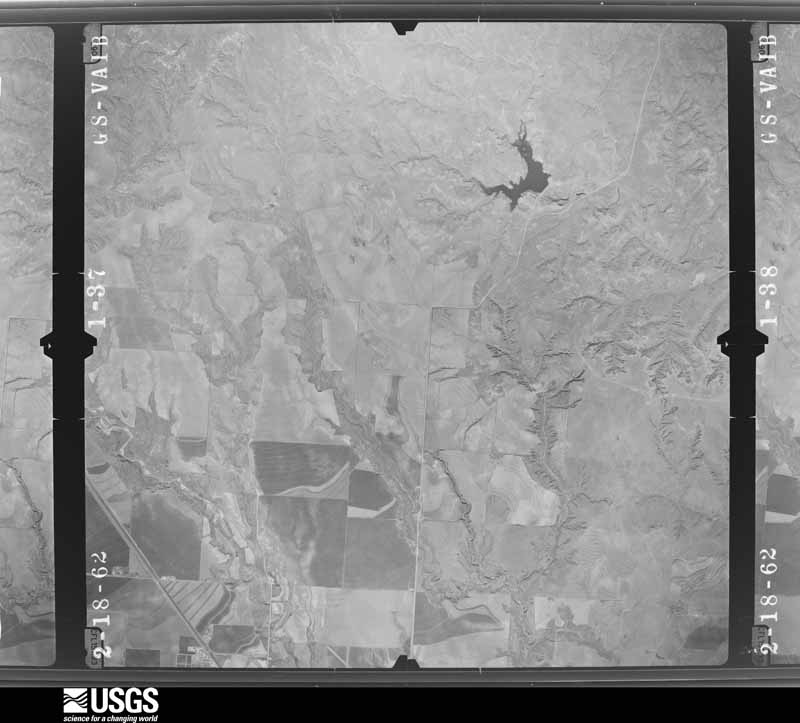 U.S. Geological Survey aerial photograph, 1962-02-18, scale 1:31000