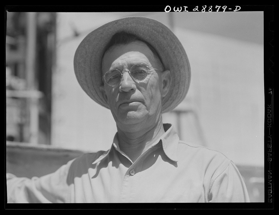 Freeport Sulphur Company, Hoskins Mound, Texas. A driller at a sulphur well