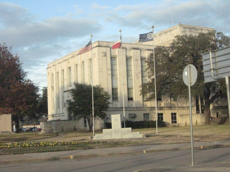 Photograph of Falls County Courthouse