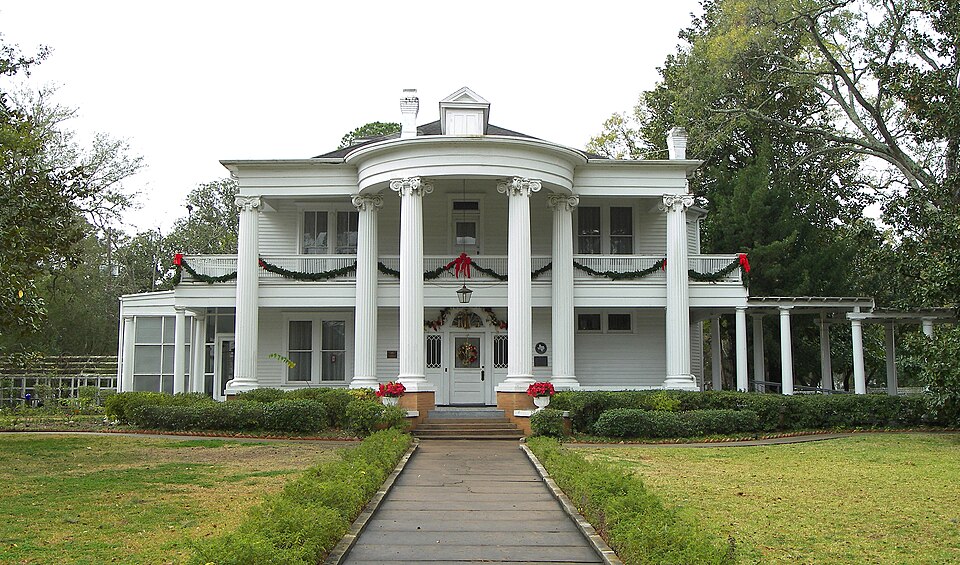 Photograph of John M. and Lottie D. Moore House
