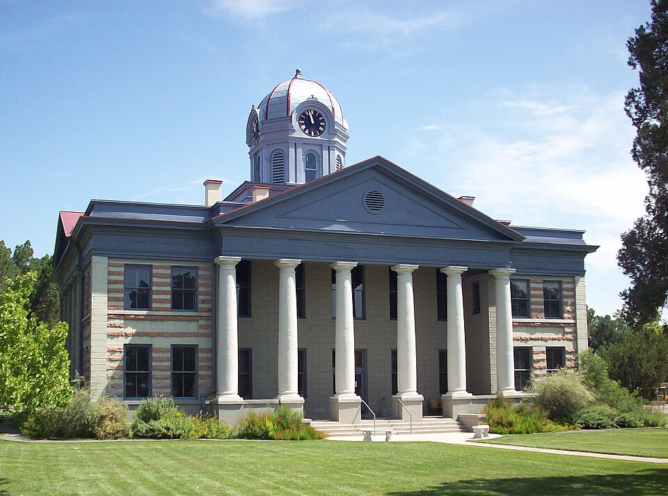 Photograph of Jeff Davis County Courthouse